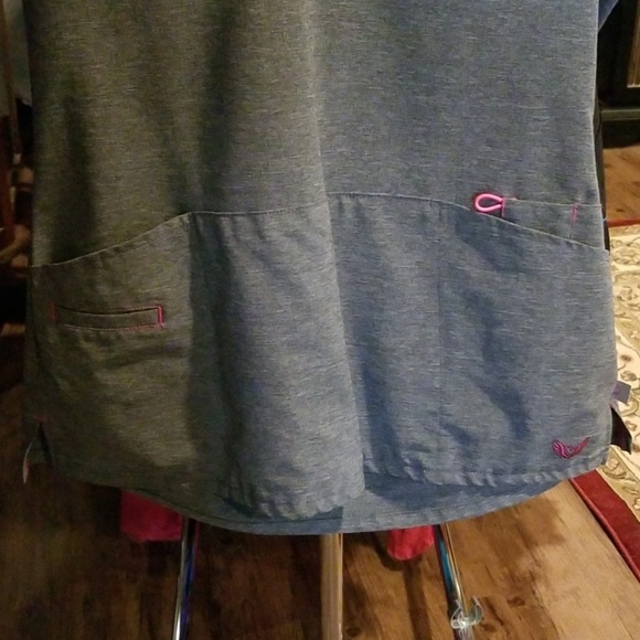 Scrub Set - Picture 2 of 7